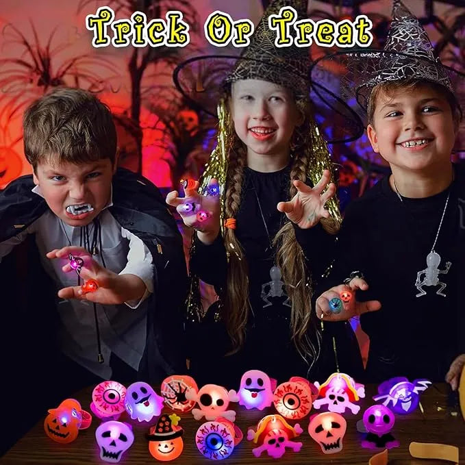 50pcs Halloween Glow Rings